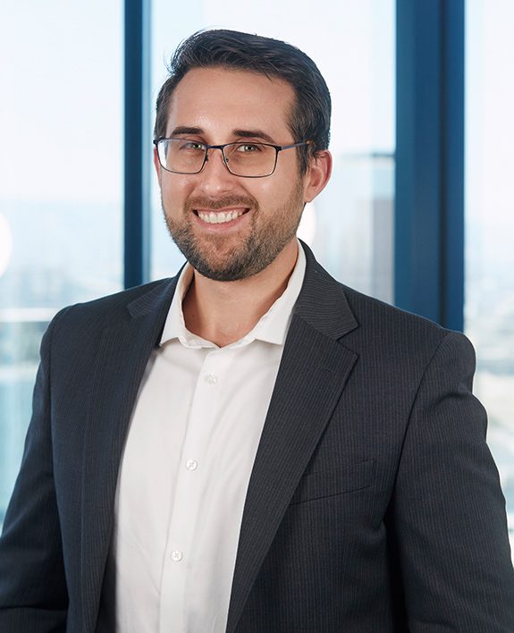 Joshua Robbins headshot